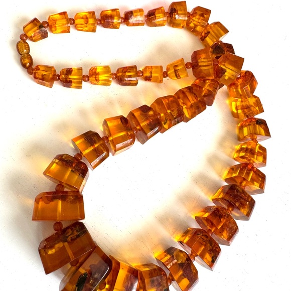 Vintage Graduated Chunky Honey Cubes Amber handmade necklace 25”inches long - Picture 5 of 7